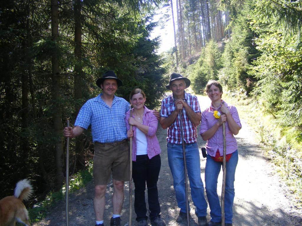Landgasthof Dorferwirt Oberau Exteriör bild