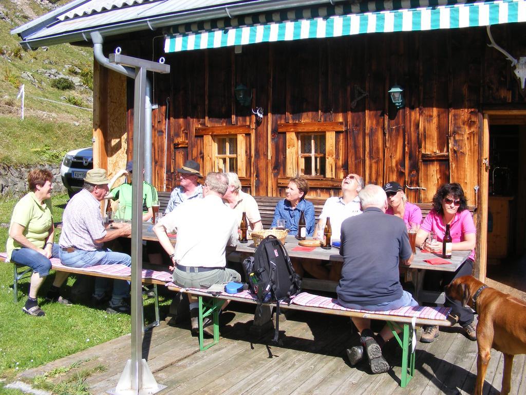 Landgasthof Dorferwirt Oberau Exteriör bild