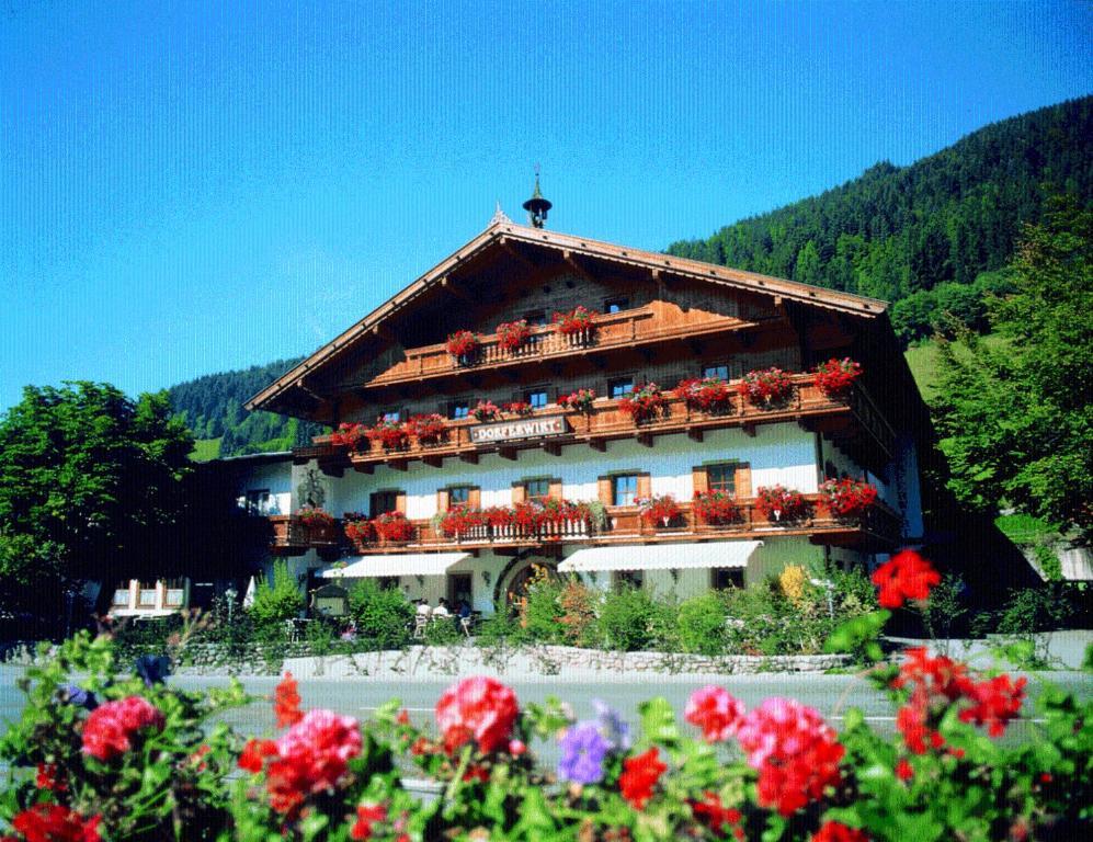 Landgasthof Dorferwirt Oberau Exteriör bild