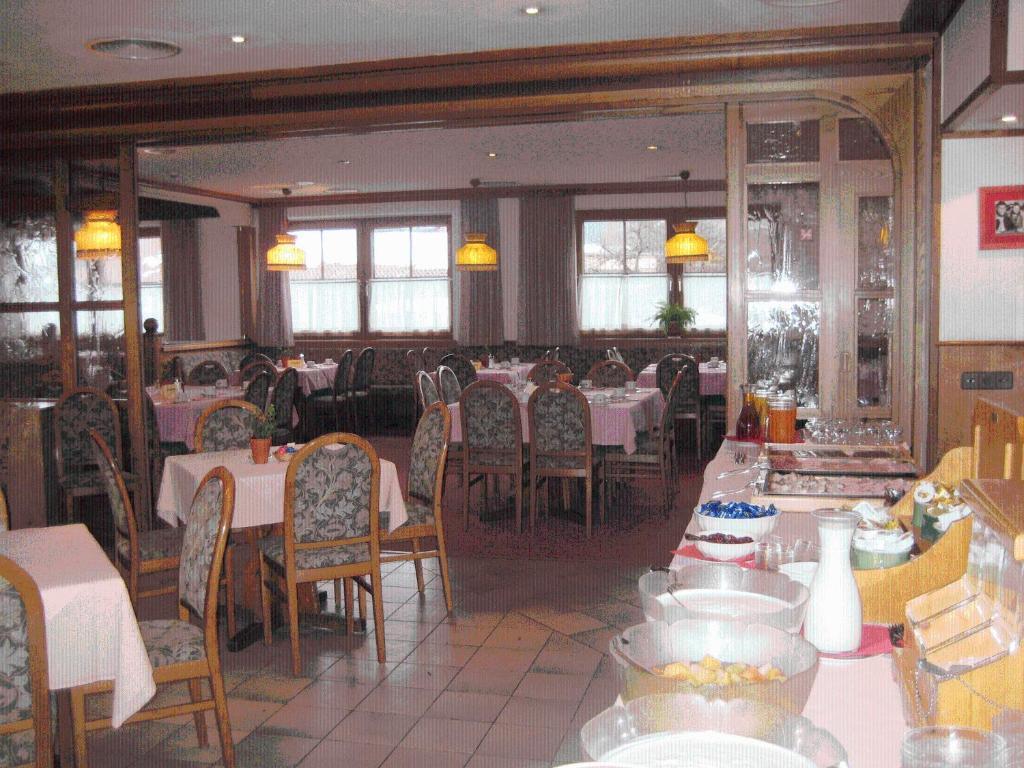Landgasthof Dorferwirt Oberau Exteriör bild