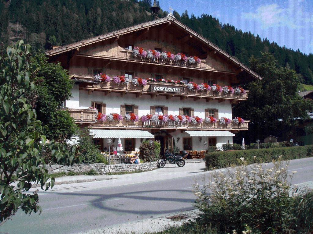 Landgasthof Dorferwirt Oberau Exteriör bild